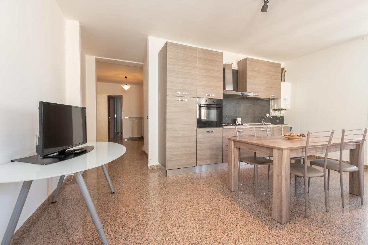 Appartamento Piazza Garibaldi - F&L Apartment Brescia Eksteriør bilde